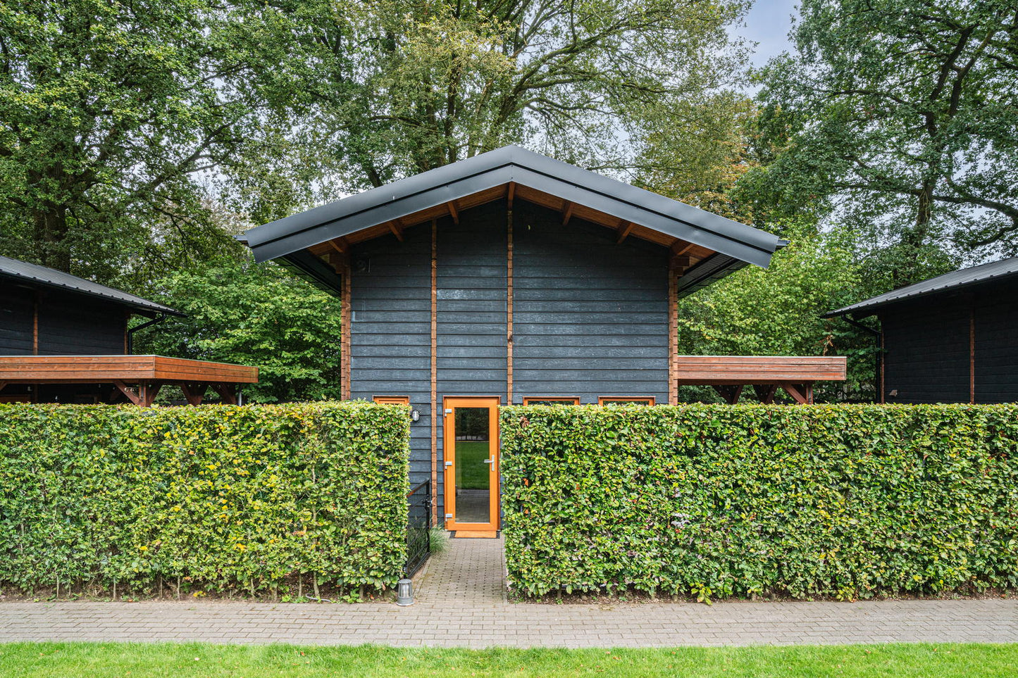 (8) Wellness Bungalow 4-persoons met Jacuzzi, Sauna, IJsbad en BBQ